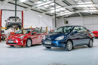 What is a hybrid car? Some particular points about it mentioned